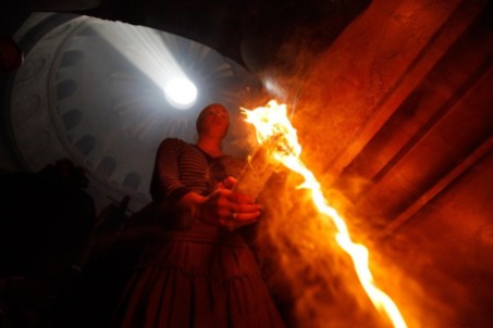 Jerusalem, Holy Saturday, Uncreated Light from Christ's Tomb